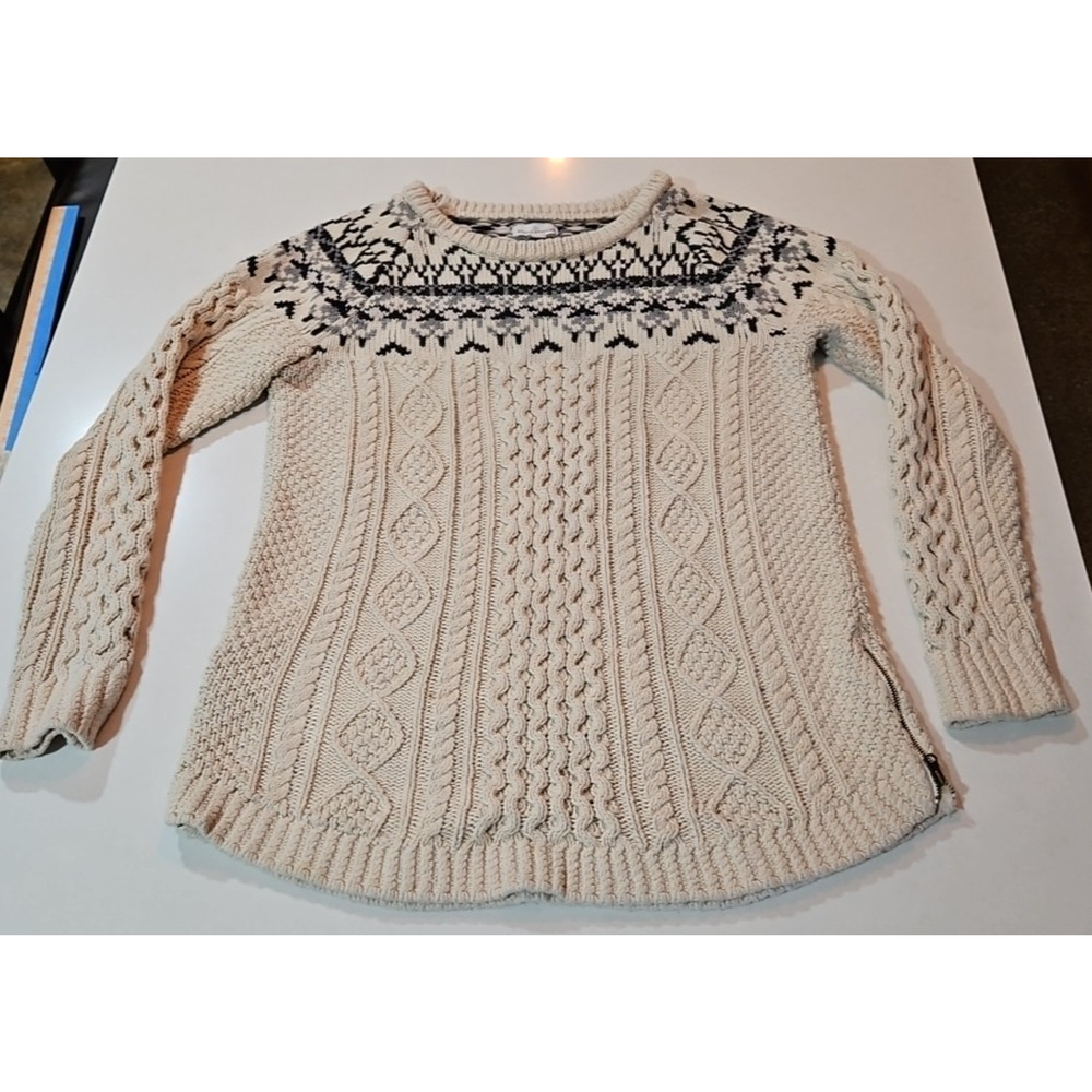 LL Bean Signature Cable-Knit Fisherman Sweater Womens Small - Blue and White